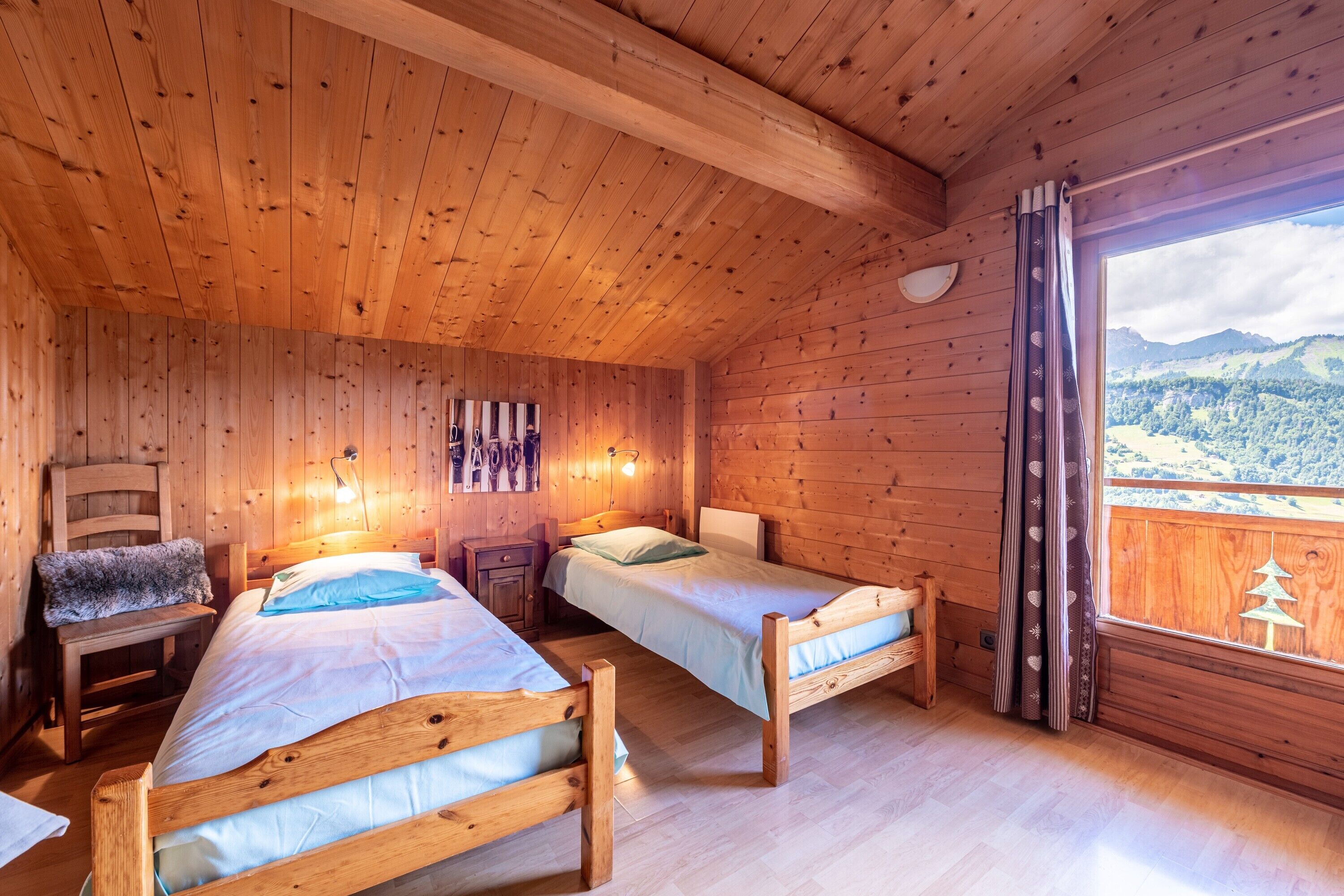 5 Schlafzimmer, Bügeleisen/Bügelbrett, kostenloses WLAN, Bettwäsche