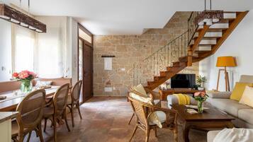 Een televisie en een dvd-speler