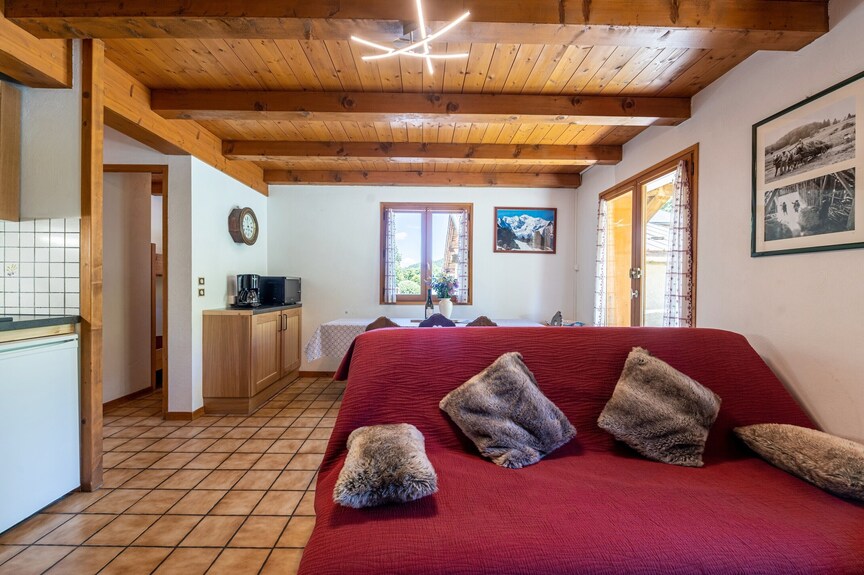 Appartement 'L'écureuil, Piscine Et Aire De Jeux' Avec Vue Sur La Montagne, Terrasse Privée Et Wi-fi - Lac des Evettes