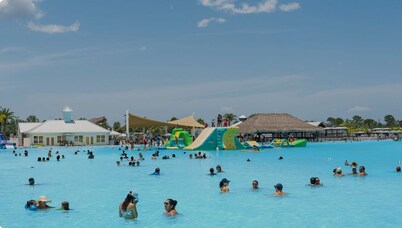 Paradise awaits! Townhome at Epperson Lagoon in breathtaking Wesley Chapel!