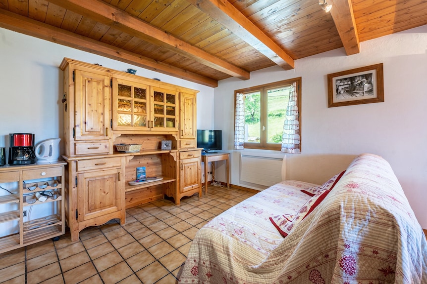 Appartement 'Les Bouquetins,piscine Et Aire Jeux' Avec Vue Sur La Montagne, Jardin Partagé Et Wi-fi - Crest-Voland