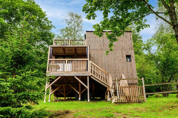 Exterior - Chalet 'Gîte Le Pieraline' with Mountain View, Private Terrace and Wi-Fi (Ventron)