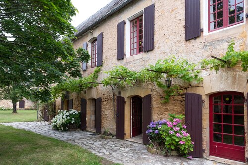 Holiday Home 'Le Bel Prat' with Private Pool, Private Terrace and Wi-Fi