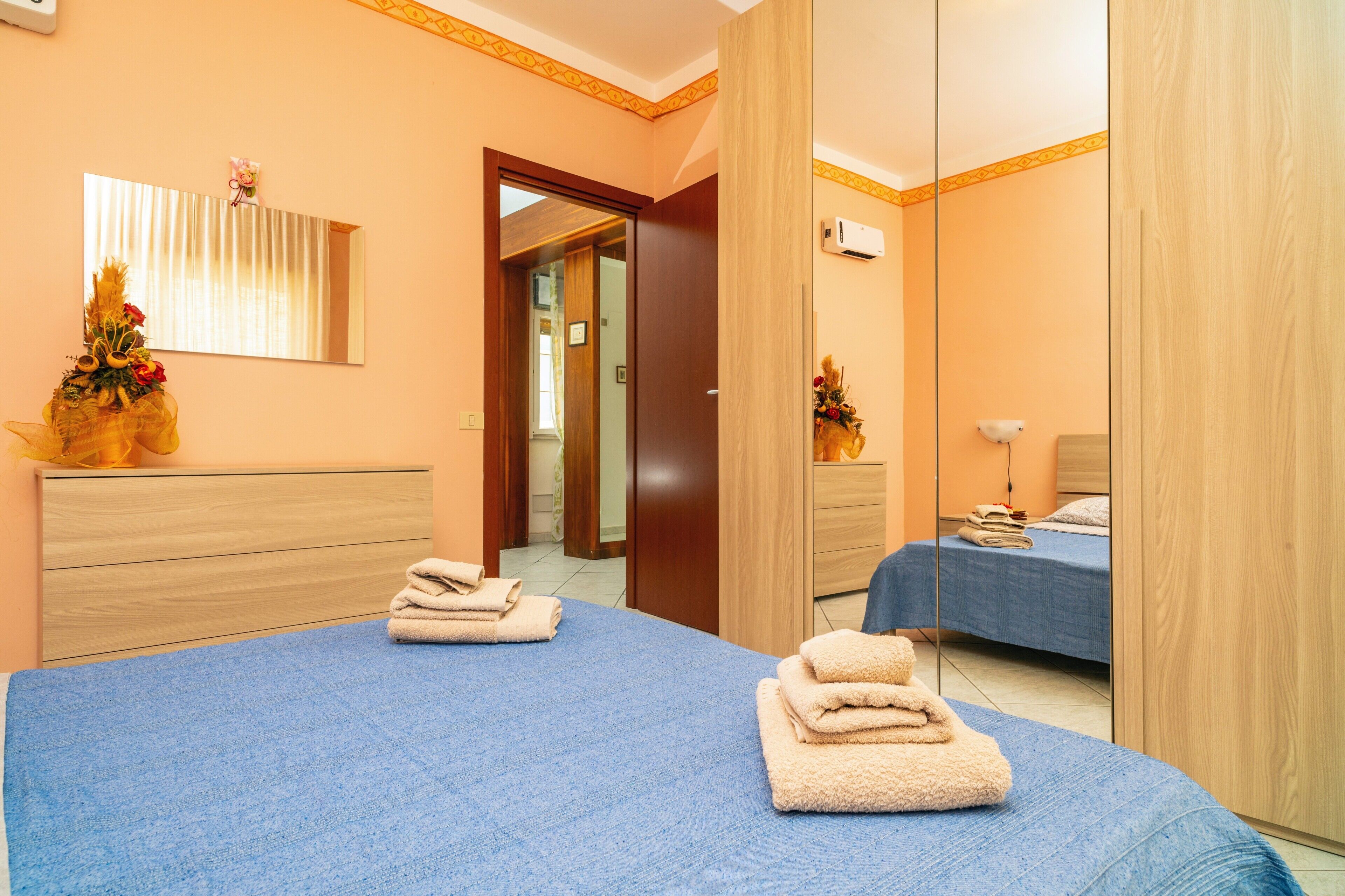 3 sovrum, strykjärn/strykbräda och sängkläder