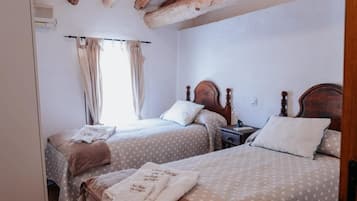 3 Schlafzimmer, Bügeleisen/Bügelbrett, kostenloses WLAN, Bettwäsche