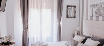 Holiday Home 'Casa Rural El Puente Grande' with Private Pool, Wi-Fi and Air Conditioning