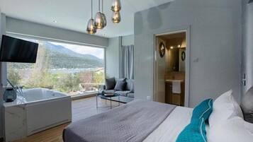 6 bedrooms, free WiFi, bed sheets