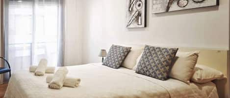2 bedrooms, travel crib, WiFi, bed sheets