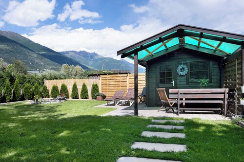 Ferienwohnung 'Garboshof' mit Bergblick, Privatem Garten und WLAN