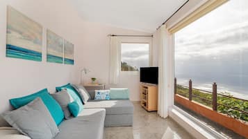 Televisie en een open haard