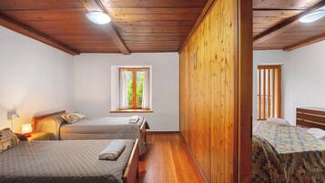 2 habitaciones, tabla de planchar con plancha y wifi gratis