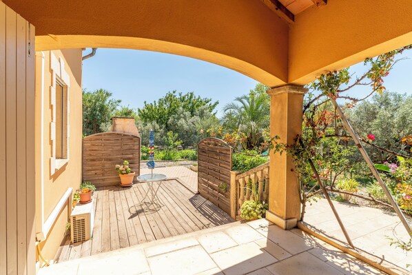 Terrace/patio
