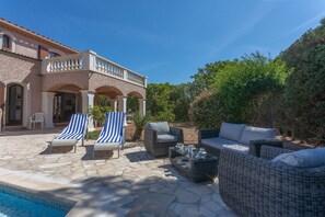 Terrace/patio - Villa 'Elisabeth' with Sea View, Wi-Fi and Air Conditioning (Fréjus)