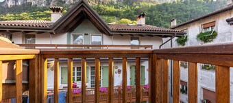 Apartment 'La Casa Del Gelso' with Mountain View, Balcony and Wi-Fi