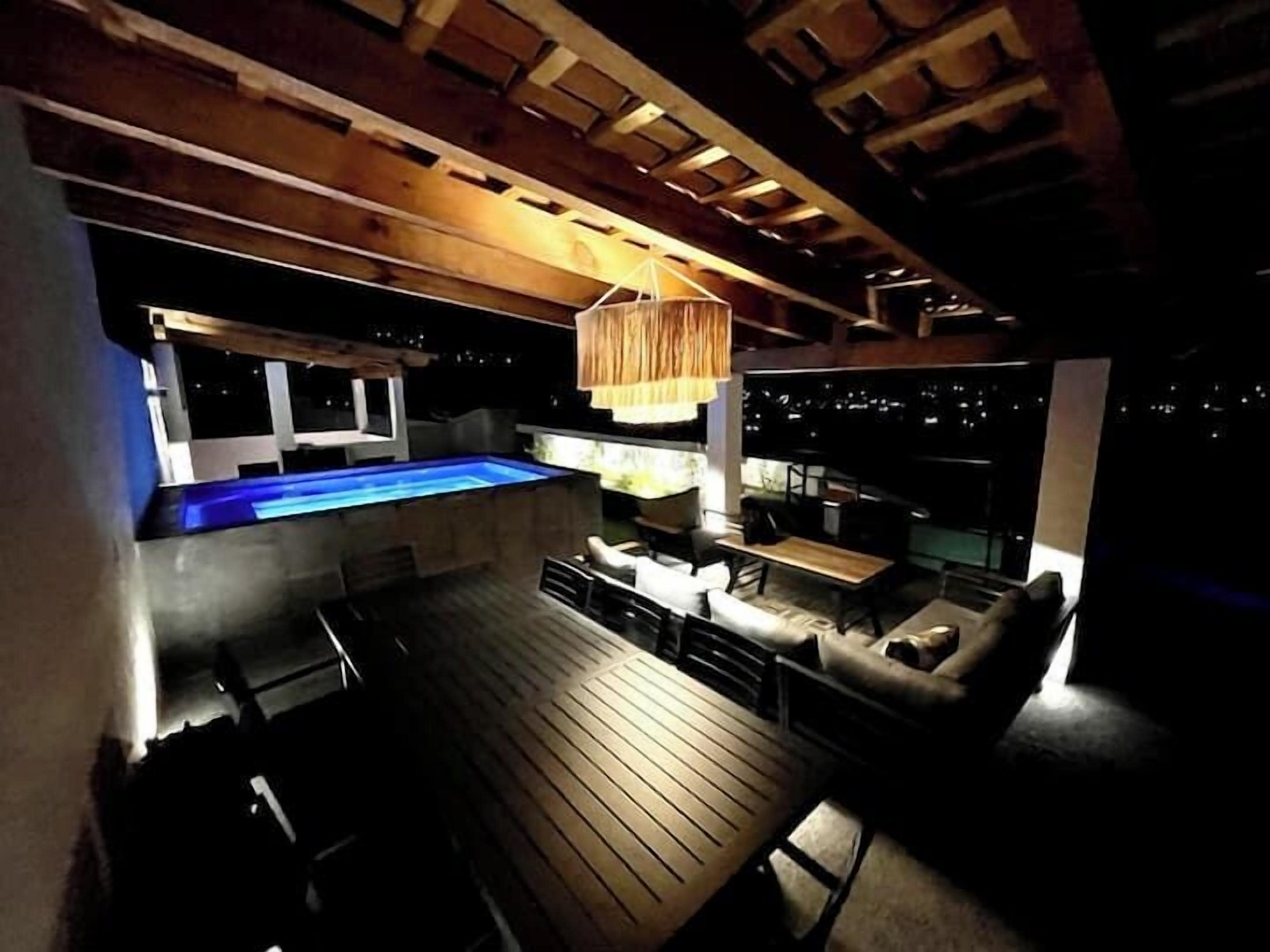 Foto - LUXO Casa Valle de Bravo con jacuzzi y espectacular Vista al Lago
