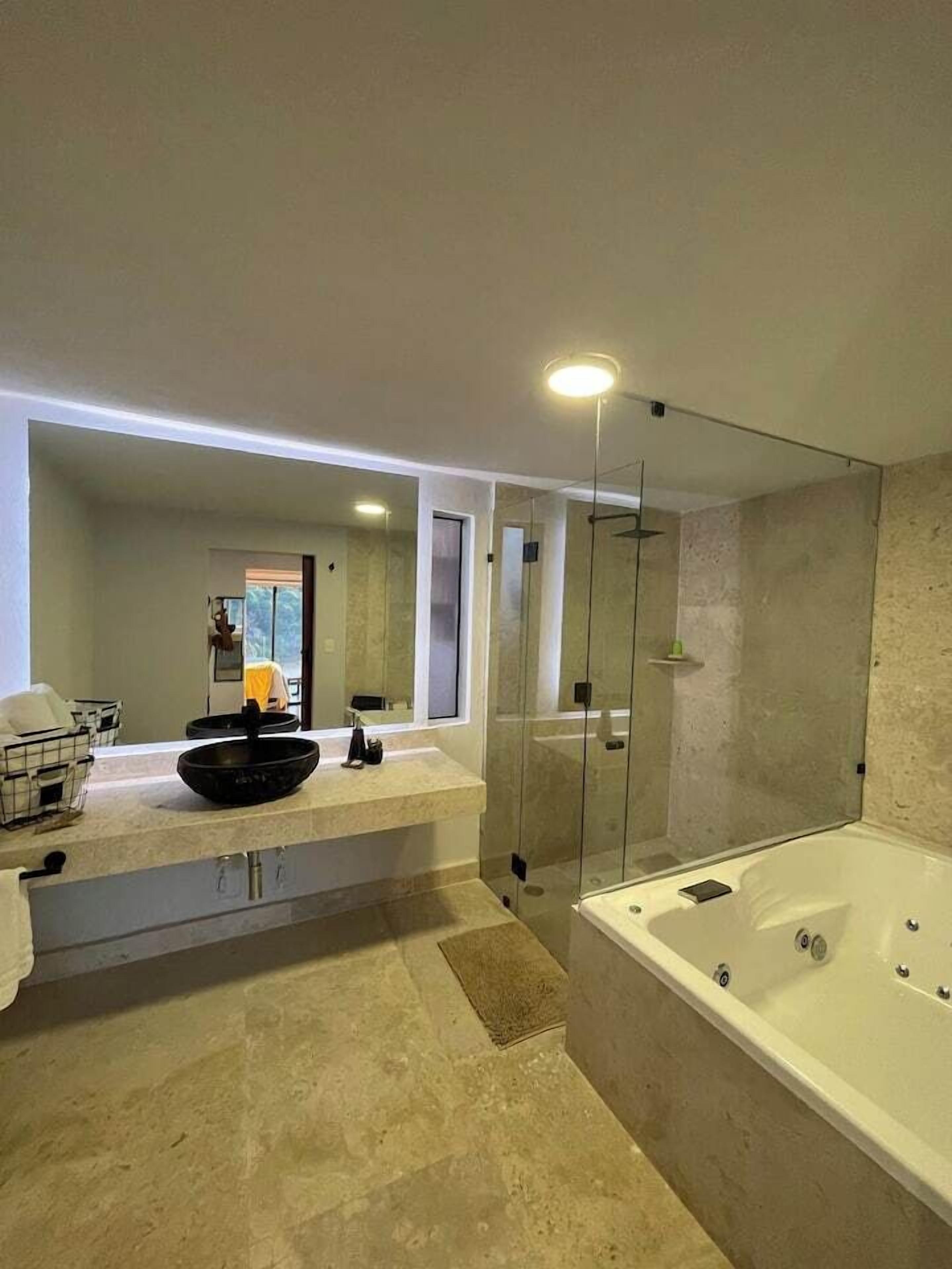 Foto - LUXO Casa Valle de Bravo con jacuzzi y espectacular Vista al Lago