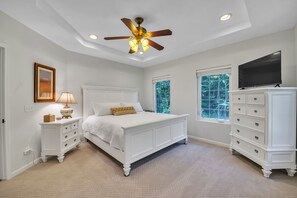 5 chambres, fer et planche à repasser, Wi-Fi gratuit, draps fournis