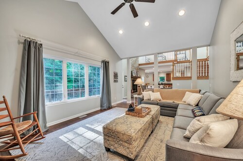 Wooded Sands: Wintery woods await!