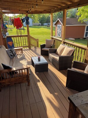 Terrace/patio - Lake House at Nolin Lake in Cub Run, KY Private Boat ramp near Mammoth Cave (Cub Run)