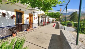 Exterior - 'El Rancho Grande' Apartment with Balcony and Mountain Views (ÁLORA)