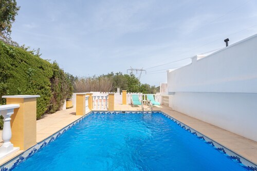 Apartment 'Villa Casablanca' with Mountain View, Private Pool and Wi-Fi