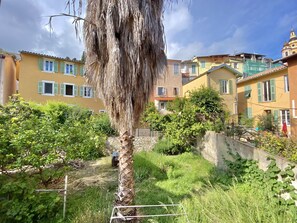 Property grounds - In the heart of Menton Old Town (Capucins) (Menton)