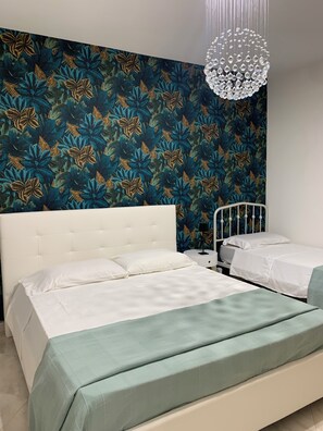 2 bedrooms, WiFi, bed sheets