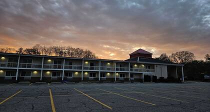 Center Street Value Inn