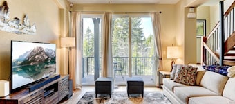 Downtown WP Chalet 68 I Great Views I Bunk Room I Discounted Attractions