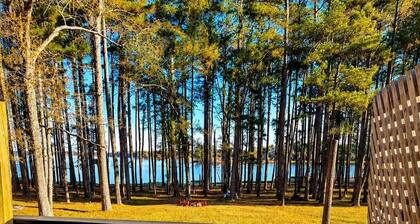The Knotty Pine on Lake O the Pines Waterfront
