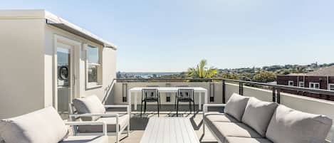 Apartment | 2 bedrooms, free WiFi, bed sheets