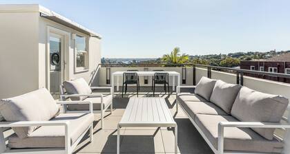 Bondi Junction Apartments by Urban Rest