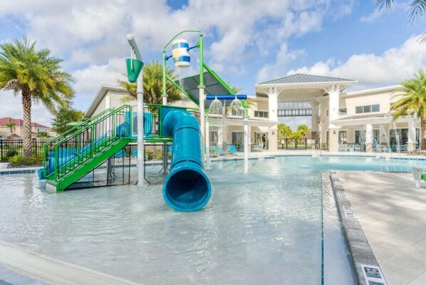 Pool - 4 Bedroom Luxury house (Kissimmee)