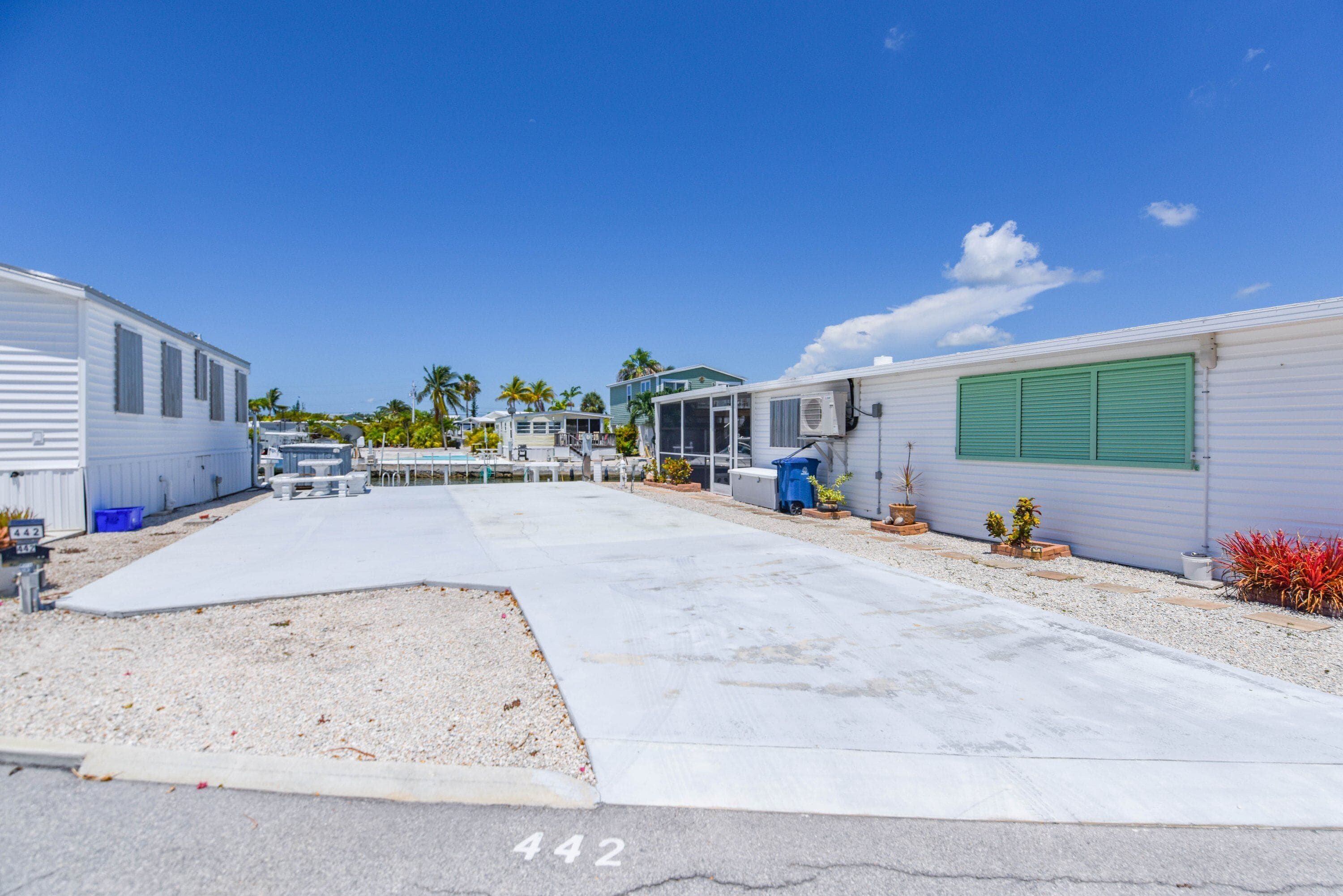 RV Lot 442 Venture Out, Canal Front, 35ftx69ft