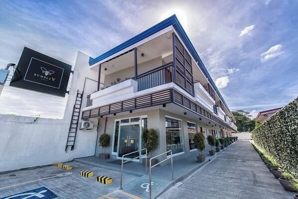 Front of property - Bumble V Subic Hotel (Morong)