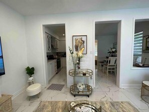 Interior - Luxury Home in Toronto (Mississauga )
 (Mississauga)