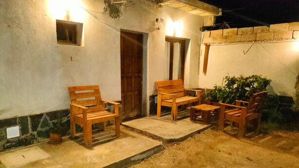 Exterior - hostal casa de familia (Humahuaca)