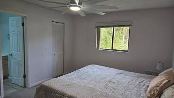 3 chambres, lit parapluie, Wi-Fi, draps fournis