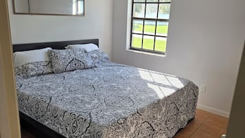 3 habitaciones, cuna de viaje, wifi y ropa de cama