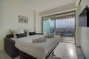 Strykejern/-brett, wi-fi og sengetøy