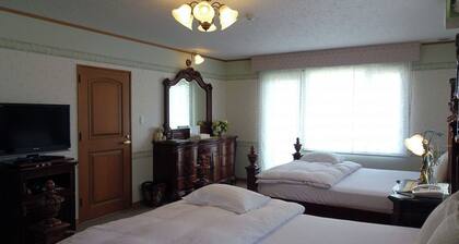 For 2 or more guests Nonsmoking twin room room / Rebungun Hokkaidō