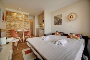 1 soverom, strykejern/-brett, wi-fi og sengetøy