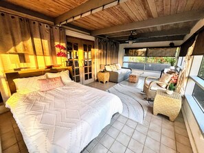 4 bedrooms, desk, iron/ironing board, travel cot