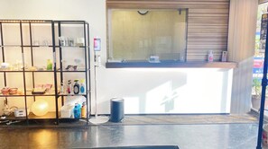 Lobby - Nonsmoking Room only Single Standard plan / Takatsuki Ōsaka (Takatsuki)