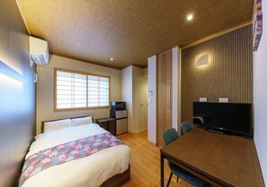 1 habitación, escritorio, wifi gratis y ropa de cama 