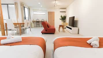 1 bedroom, desk, free WiFi, bed sheets