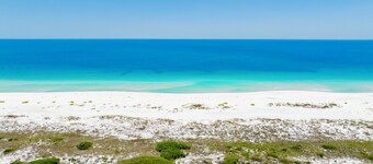 BRAND NEW Gulf & Direct Ole River with Beach, Boat Dock, Golf & Infinity Pool!