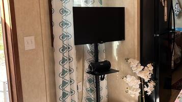 1 quarto, ferros/tábuas de passar roupa, Wi-Fi, roupa de cama