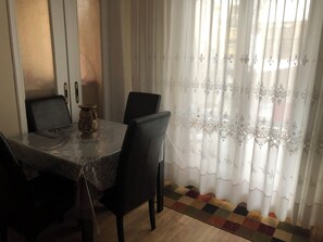 Dining - Athens Central Apartment with 2 Bedrooms (Athina)
