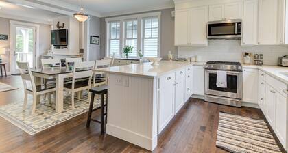 Ocean-View Seabrook Home - Private Hot Tub + Double Patio